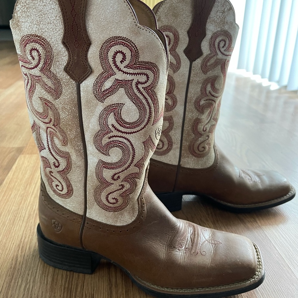 Ariat Women’s QuickDraw Cowgirl Boots- Square Toe